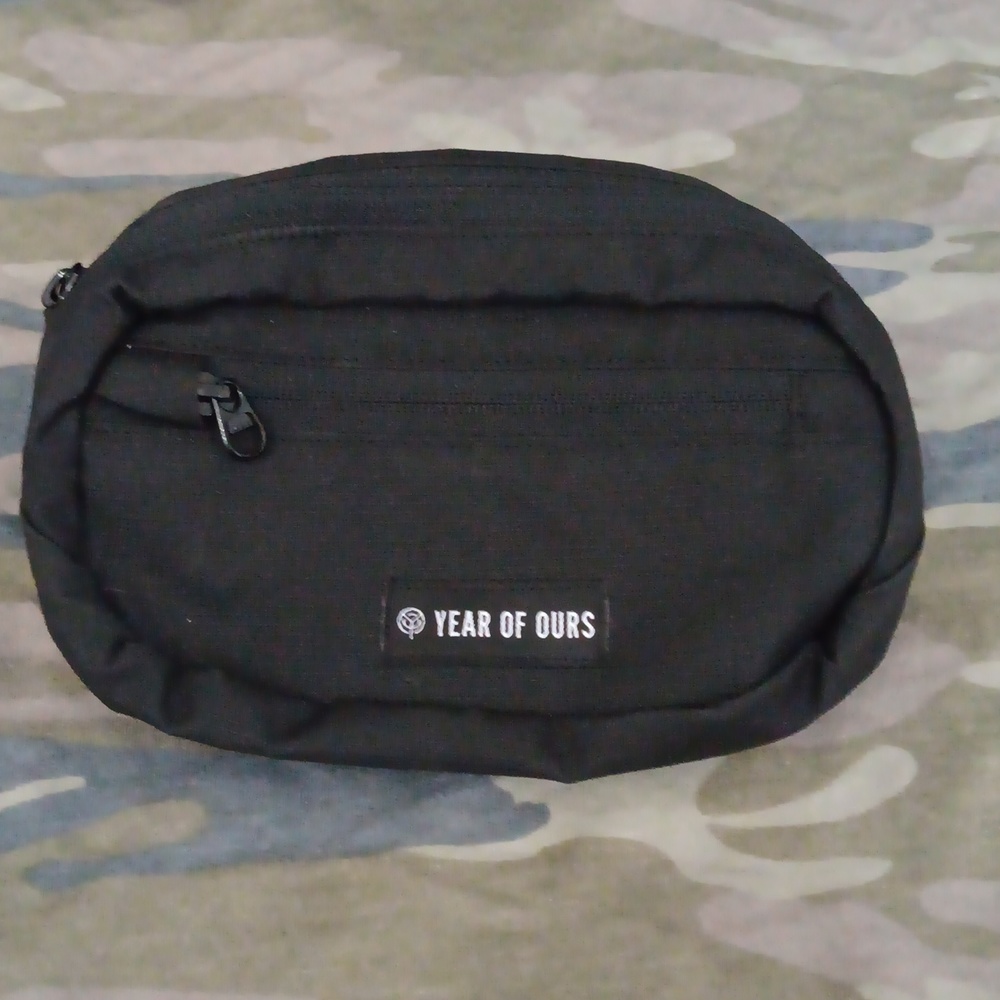 Brand - YEAR OF OURS.  Size - one size. Color - Black
